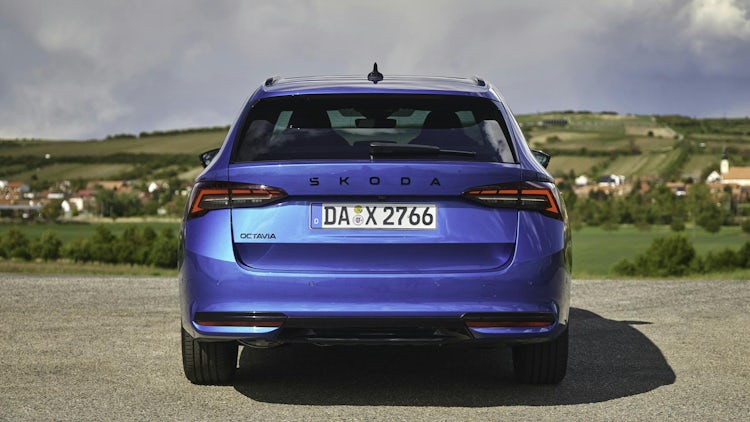 Skoda Octavia Combi Heck stehend