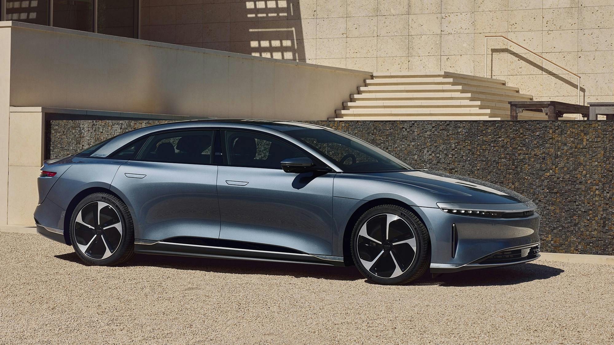 Beste Elektroautos 2026 - E-Auto Testsieger kaufen | Carwow