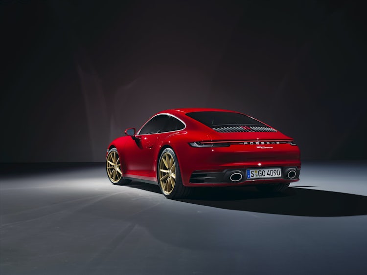 Porsche 911 Carrera technische Daten: Abmessungen, Last, Verbrauch